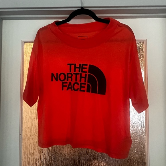 north face half dome crop graphic tee - Picture 3 of 3